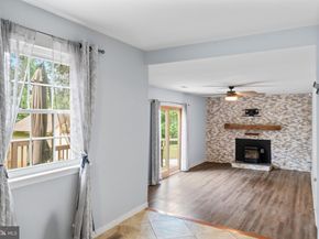 1407 Skyhaven Court, Herndon VA 20170