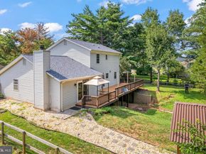 1407 Skyhaven Court, Herndon VA 20170
