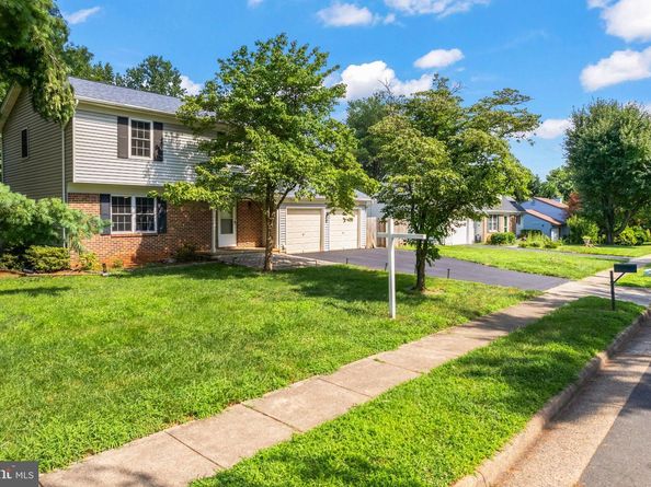 1407 Skyhaven Court, Herndon VA 20170