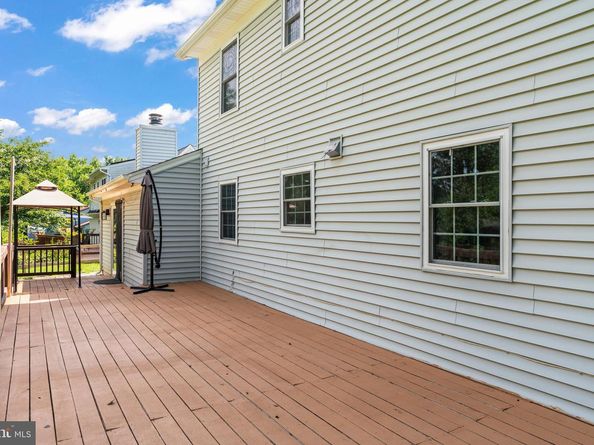 1407 Skyhaven Court, Herndon VA 20170