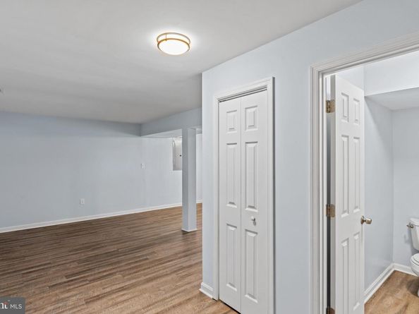 1407 Skyhaven Court, Herndon VA 20170
