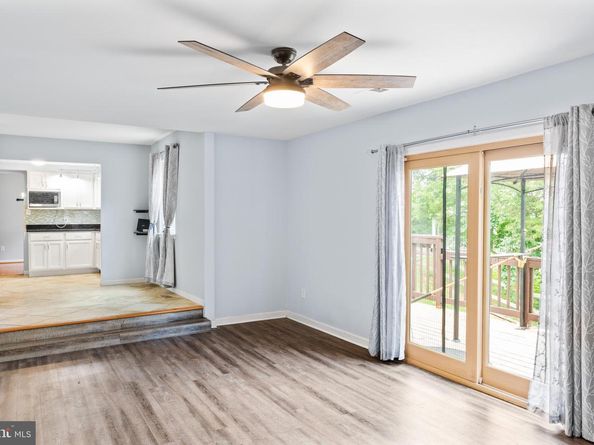 1407 Skyhaven Court, Herndon VA 20170