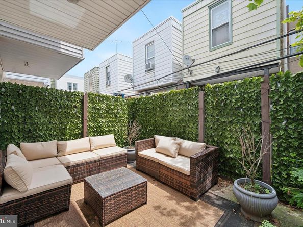 1815 S Carlisle Street, Philadelphia PA 19145