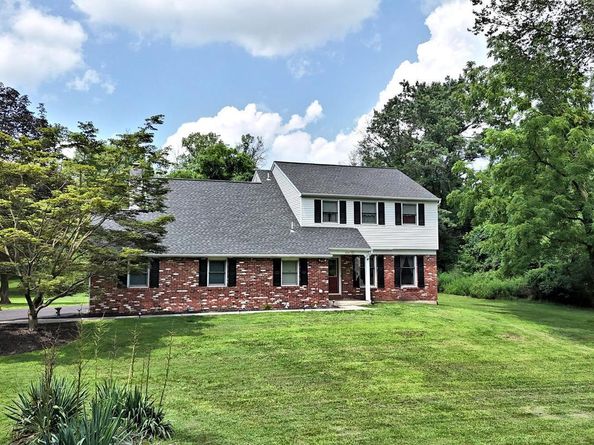 4744 Dunston Road, Bensalem PA 19020
