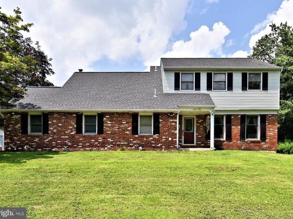 4744 Dunston Road, Bensalem PA 19020