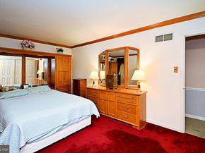 4744 Dunston Road, Bensalem PA 19020