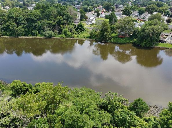 4744 Dunston Road, Bensalem PA 19020