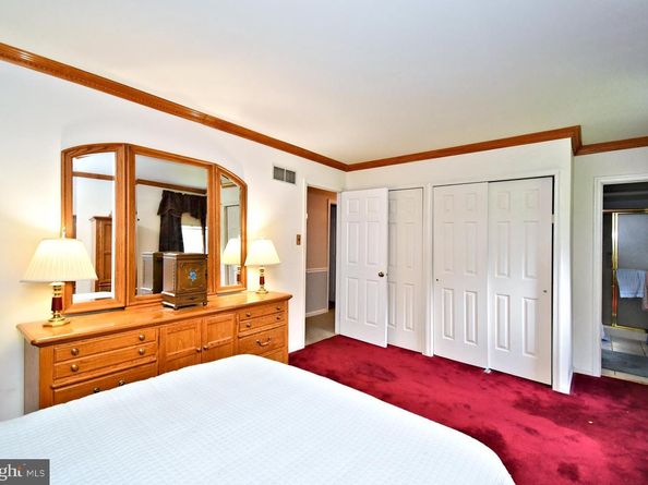 4744 Dunston Road, Bensalem PA 19020