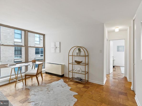 1260 21st Street NW 911, Washington DC 20036