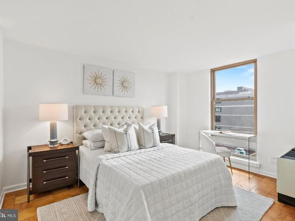 1260 21st Street NW 911, Washington DC 20036