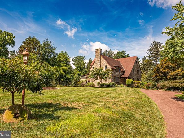 213 Highland Avenue, Wallingford PA 19086