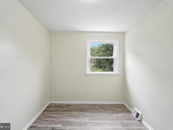 226 Lockart Terrace, Philadelphia PA 19116