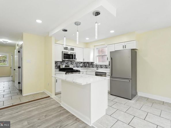 226 Lockart Terrace, Philadelphia PA 19116