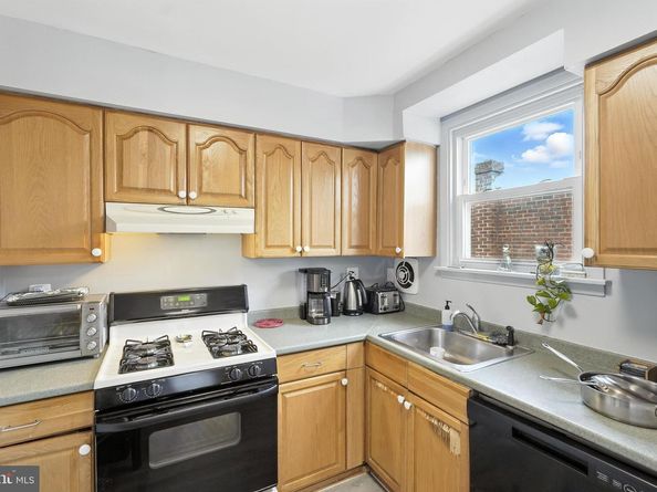 226 Lockart Terrace, Philadelphia PA 19116