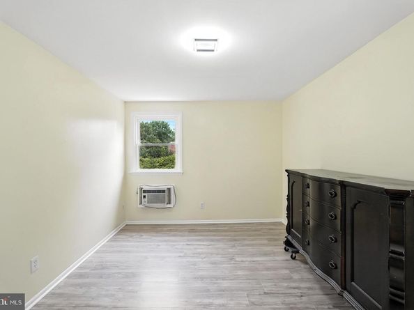 226 Lockart Terrace, Philadelphia PA 19116