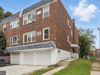 226 Lockart Terrace