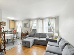 226 Lockart Terrace, Philadelphia PA 19116
