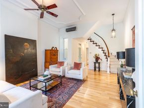 2046 Cherry Street, Philadelphia PA 19103