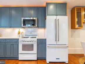 2046 Cherry Street, Philadelphia PA 19103