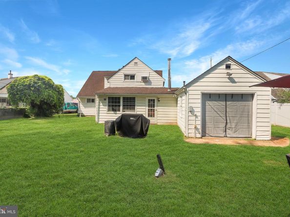 120 Vermont Lane, Levittown PA 19054