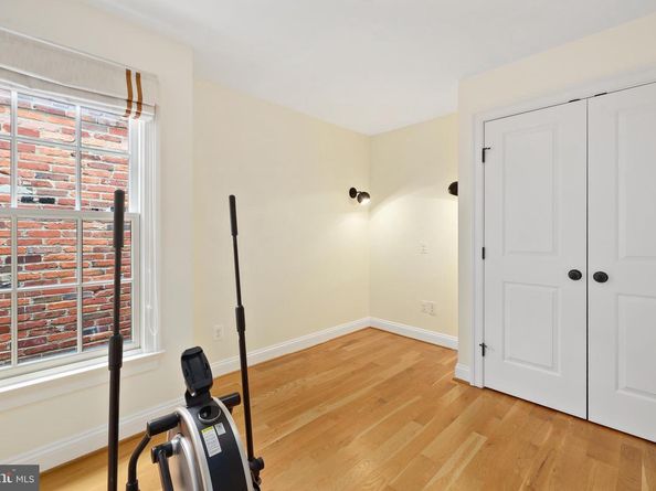 607 S Saint Asaph Street, Alexandria VA 22314