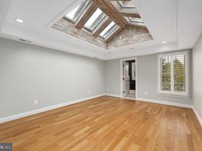 607 S Saint Asaph Street, Alexandria VA 22314