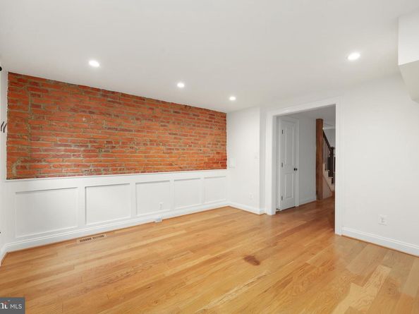 607 S Saint Asaph Street, Alexandria VA 22314