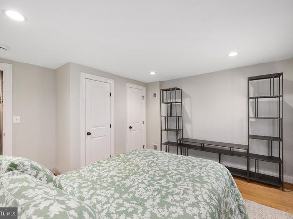 607 S Saint Asaph Street, Alexandria VA 22314