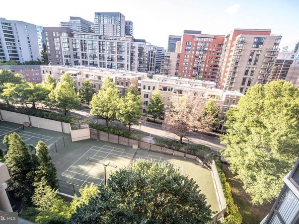 1600 N Oak Street 1125, Arlington VA 22209