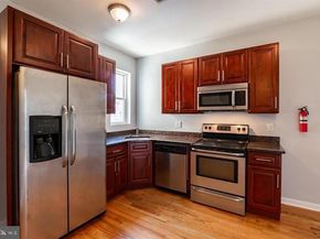 1133 W Colona Street, Philadelphia PA 19133