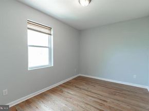 1133 W Colona Street, Philadelphia PA 19133