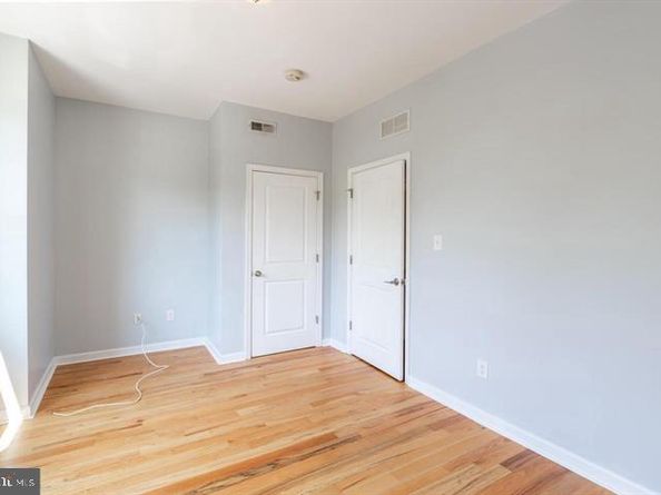 1133 W Colona Street, Philadelphia PA 19133