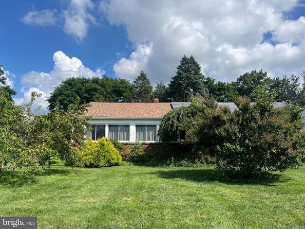 1327 Lacebark Street, Feasterville Trevose PA 19053