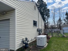 1327 Lacebark Street, Feasterville Trevose PA 19053