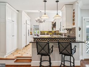 320 1/2 Mansion Drive, Alexandria VA 22302
