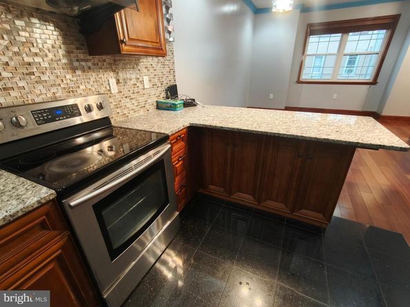 1106 Wallace Street, Philadelphia PA 19123