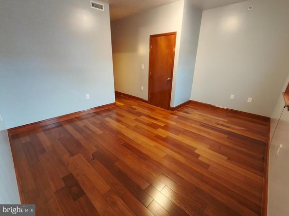 1106 Wallace Street, Philadelphia PA 19123