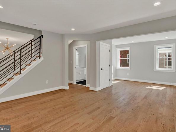 2054 34TH Street SE, Washington DC 20020