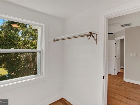 2054 34TH Street SE, Washington DC 20020