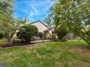 6 Steeplechase Lane, Blue Bell PA 19422