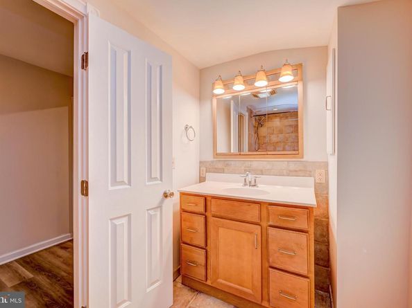 402 Larchwood Avenue, Feasterville Trevose PA 19053