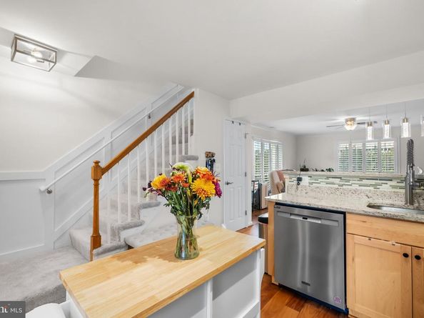 1637 N Van Dorn Street, Alexandria VA 22304