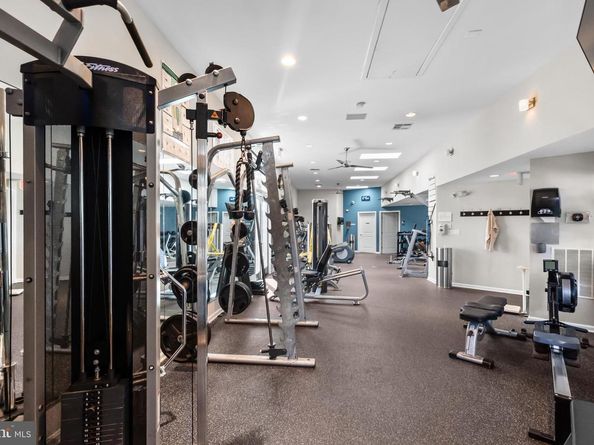 1637 N Van Dorn Street, Alexandria VA 22304