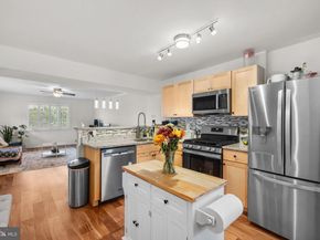 1637 N Van Dorn Street, Alexandria VA 22304