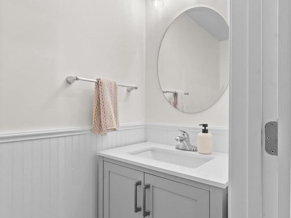 1637 N Van Dorn Street, Alexandria VA 22304