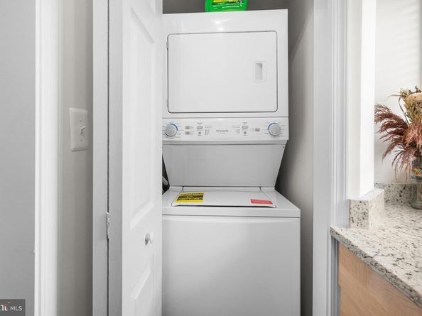 1637 N Van Dorn Street, Alexandria VA 22304