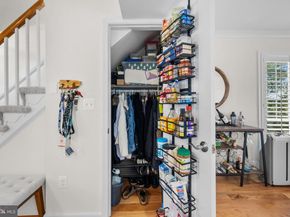 1637 N Van Dorn Street, Alexandria VA 22304