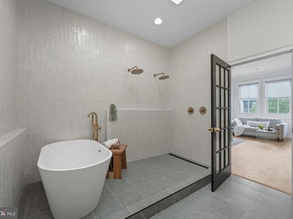 2123 11TH Street NW, Washington DC 20001