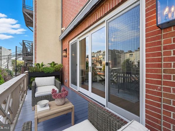 2123 11TH Street NW, Washington DC 20001