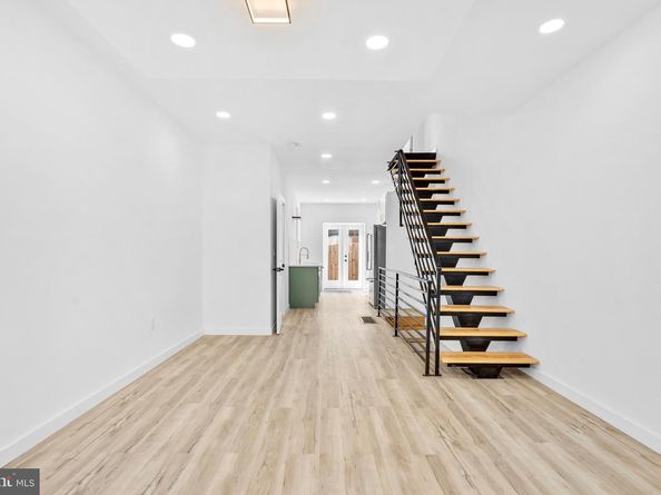 740 Ellsworth Street, Philadelphia PA 19147